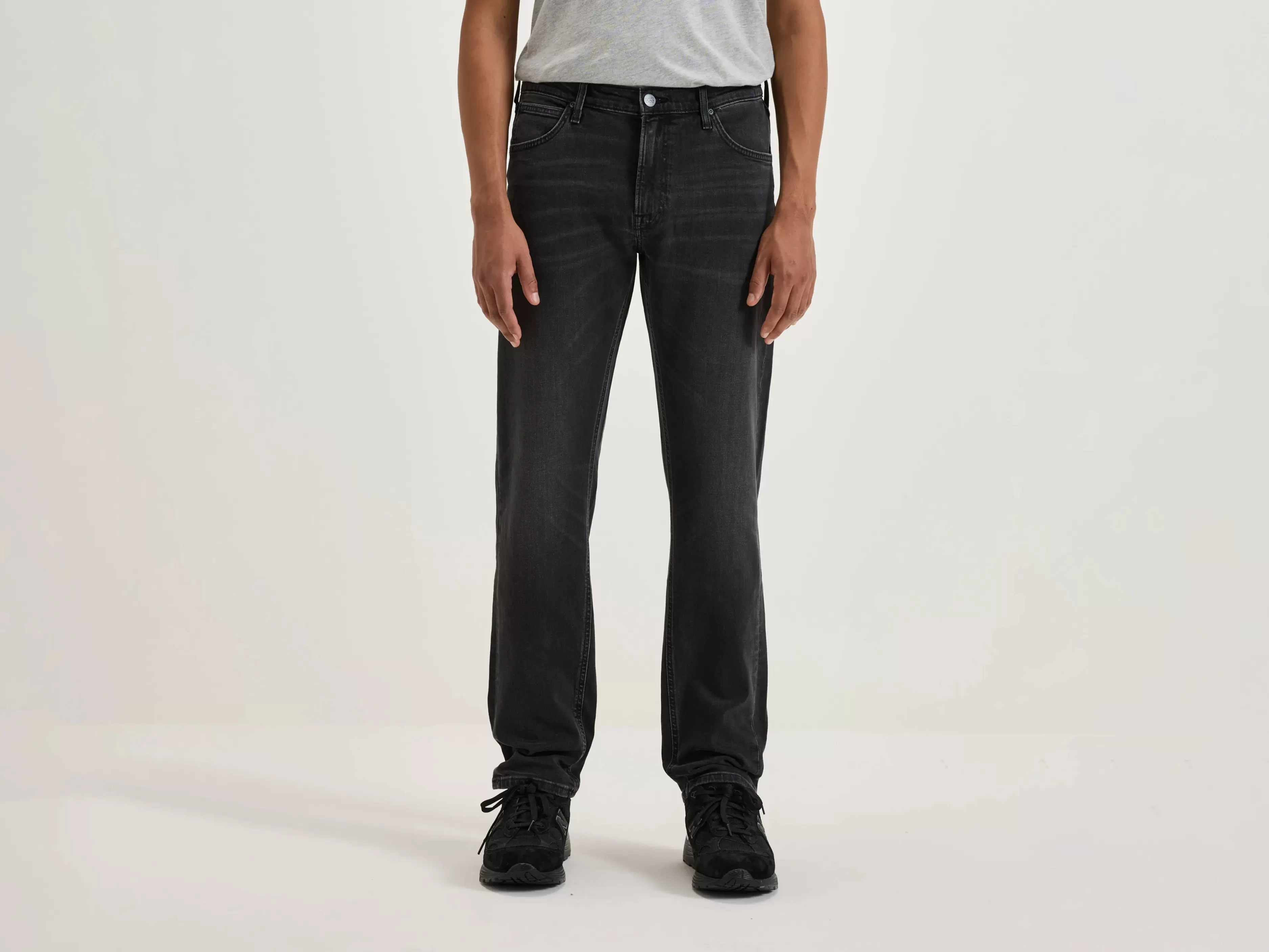 Daren Zip Fly Jeans-Lee Cheap