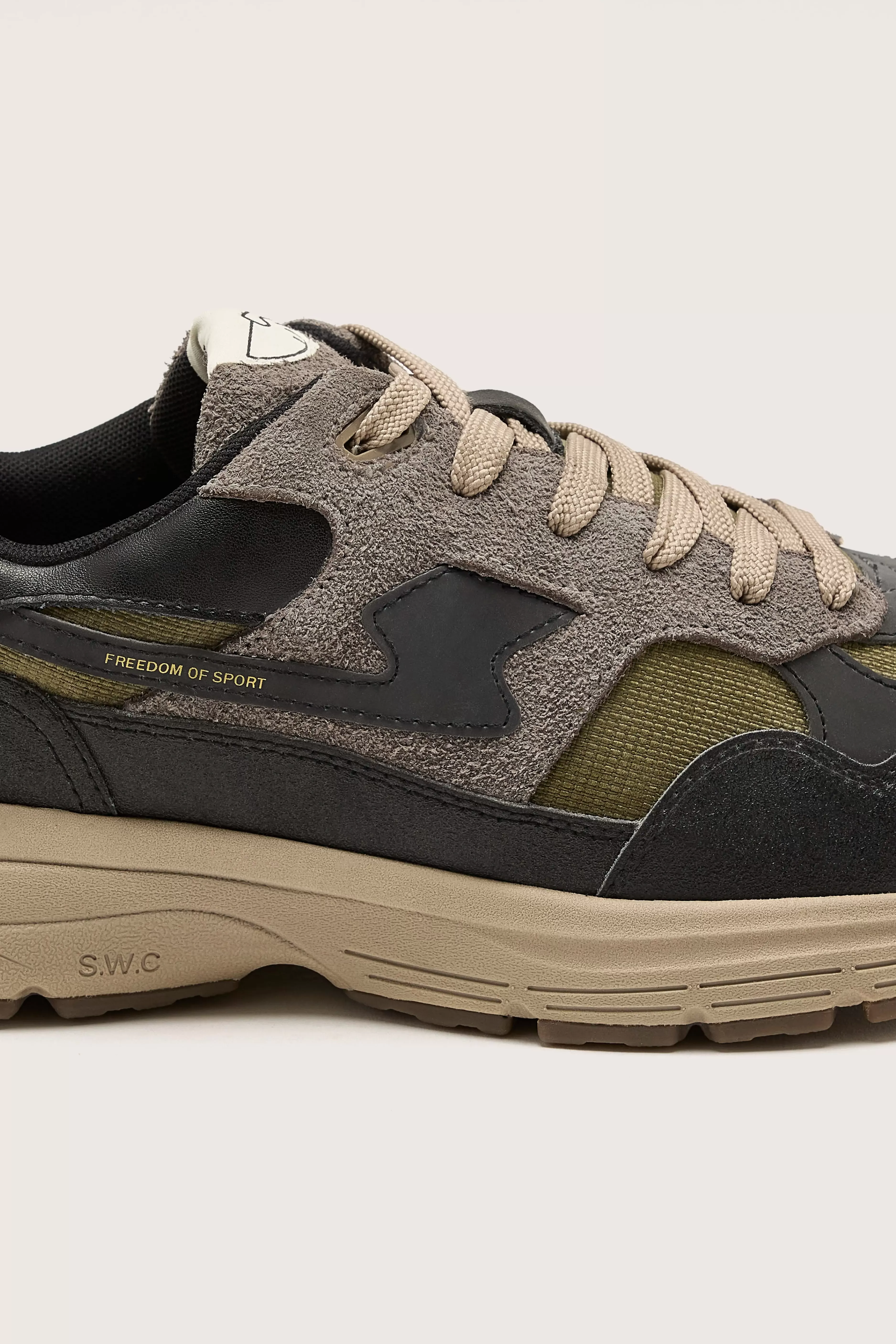 Amiel S-Strike Geo-Merged Voor Mannen-Stepney workers club Fashion